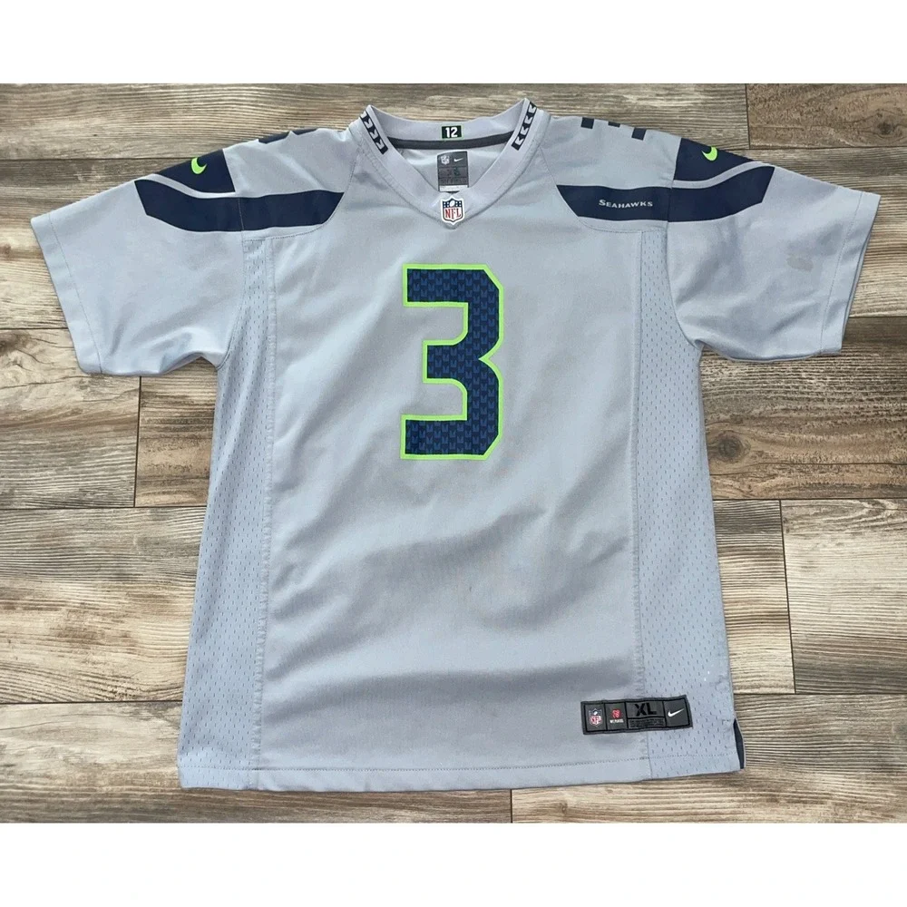 Nike Seattle Seahawks Russell Wilson Jersey Youth XL 18/20 Wolf Grey NFL Jersey